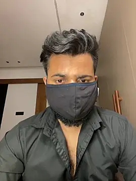 Notme 09 online show from 10/18/25, 03:46