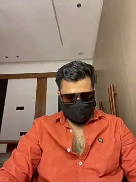 Notme 09 online show from 10/22/25, 03:23