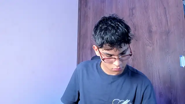 Muchachito18 online show from 02/05/26, 08:57