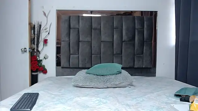 Salmma Milf online show from 11/28/25, 11:35