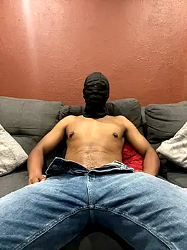 kingjozi121 online show from 11/21/25, 09:46