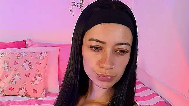  TiniWild online show from 12/02/25, 03:23