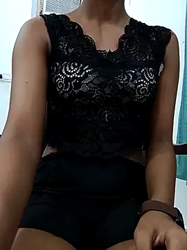 Snapshot of Rhea-Sen chatting on 10/15/25, 06:30 Rhea-Sen online show from 10/15/25, 06:30