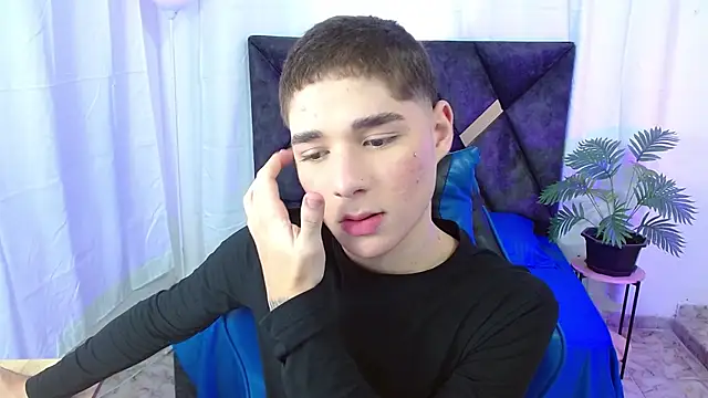 Mattass18 online show from 10/25/25, 01:29