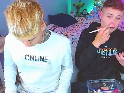 Latin boysxxxx online show from 11/29/25, 02:36