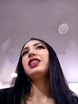 Arianaa Toro online show from 11/10/25, 02:05