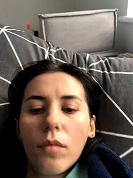 oliviya mur online show from 10/17/25, 07:22