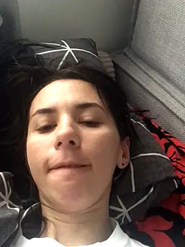 oliviya mur online show from 10/19/25, 08:37