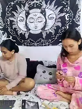 abby n emily online show from 04/08/26, 01:22