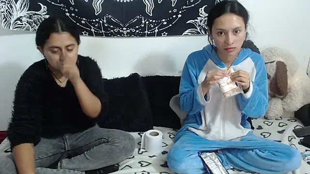 abby n emily online show from 05/20/26, 01:39