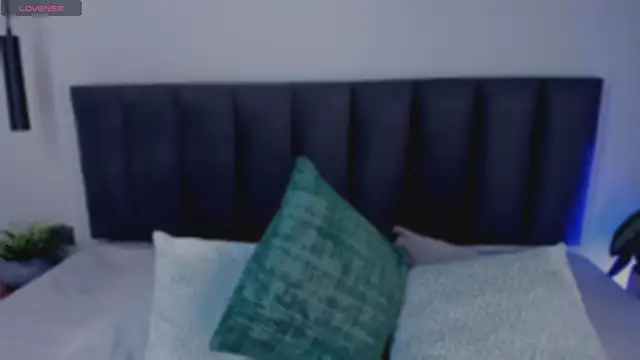 AilanaCortes online show from 02/18/26, 12:01