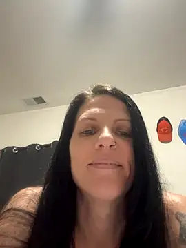 Snapshot of anne126969 chatting on 10/14/25, 10:21 anne126969 online show from 10/14/25, 10:21