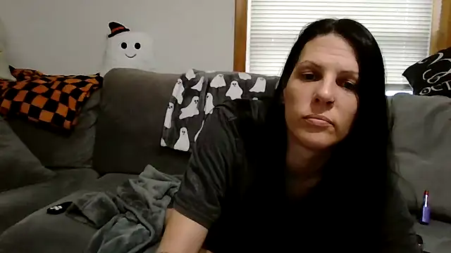 Snapshot of anne126969 chatting on 10/15/25, 01:11 anne126969 online show from 10/15/25, 01:11