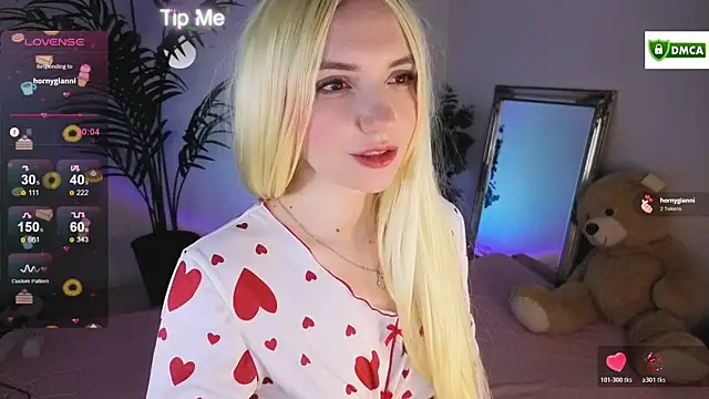 cute cake online show from 11/07/25, 04:01