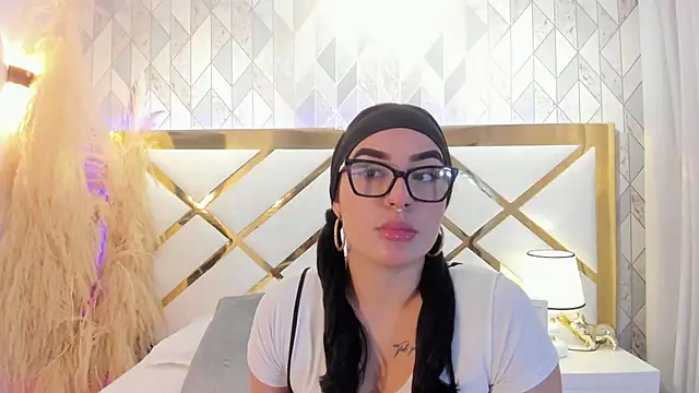 DevoraCarther online show from 10/16/25, 11:44