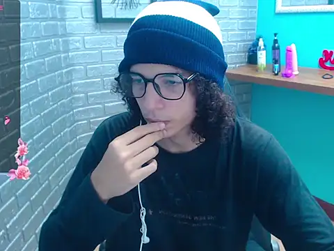 Mike Miiller  online show from 11/06/25, 05:25