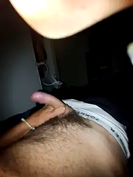 Snapshot of shainnfk chatting on 10/17/25, 03:47 shainnfk online show from 10/17/25, 03:47