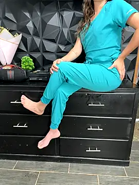 celia-hot online show from 10/19/25, 07:09