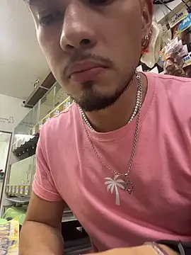 Leonardmoppet online show from 11/06/25, 10:32