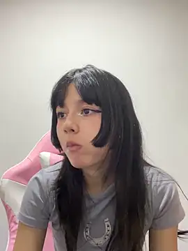 AnaisXoXo online show from 11/14/25, 08:18