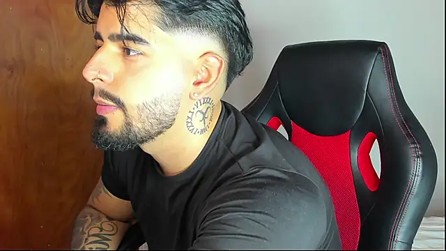 maximo black  online show from 01/05/26, 11:30