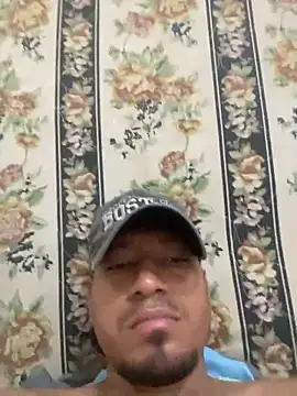 Snapshot of Christian120794z chatting on 07/01/26, 04:36 Christian120794z online show from 07/01/26, 04:36
