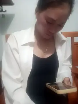 Snapshot of Myzak- chatting on 10/19/25, 12:39 Myzak- online show from 10/19/25, 12:39