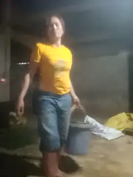 Snapshot of Myzak- chatting on 10/31/25, 10:16 Myzak- online show from 10/31/25, 10:16