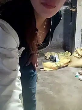 Snapshot of Myzak- chatting on 12/02/25, 11:45 Myzak- online show from 12/02/25, 11:45