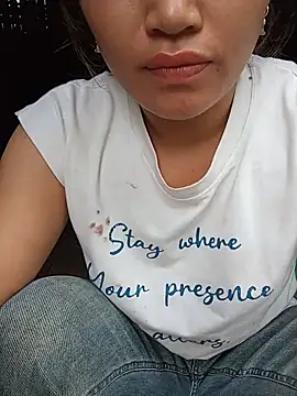 Snapshot of Myzak- chatting on 07/17/26, 11:42 Myzak- online show from 07/17/26, 11:42
