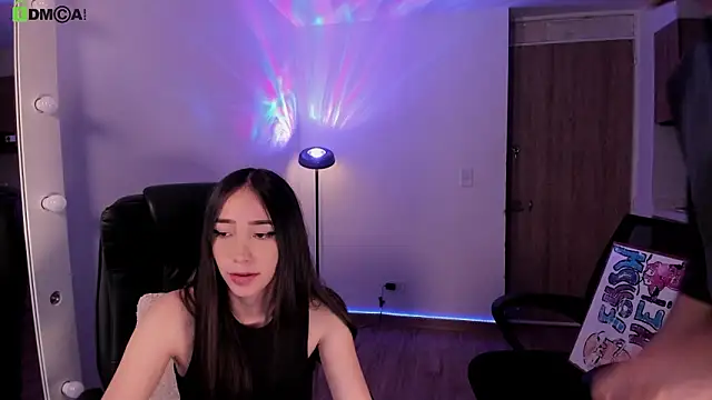 Snapshot of Mikeyvioleta_ chatting on 03/08/26, 11:14 Mikeyvioleta online show from 03/08/26, 11:14