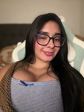 MiaSofia   online show from 04/11/26, 07:45