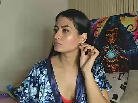 MarScarlett online show from 10/29/25, 11:12