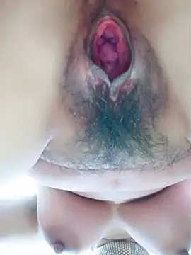 Snapshot of piug321 chatting on 11/17/25, 08:09 piug321 online show from 11/17/25, 08:09