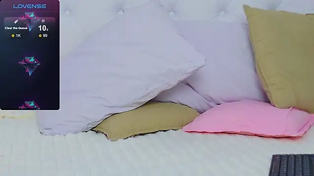 Snapshot of AriannaSins chatting on 01/09/25, 04:28 AriannaSins online show from 01/09/25, 04:28