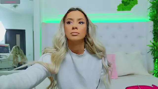 Snapshot of AriannaSins chatting on 01/23/25, 01:24 AriannaSins online show from 01/23/25, 01:24