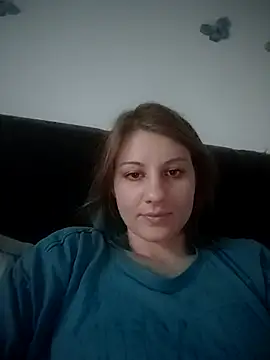 SandyCassie online show from 10/25/25, 04:53