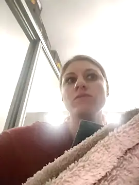 SandyCassie online show from 04/01/26, 06:49