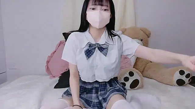 Snapshot of Mirai_oO16Oo chatting on 10/23/25, 07:51 Mirai oO16Oo online show from 10/23/25, 07:51