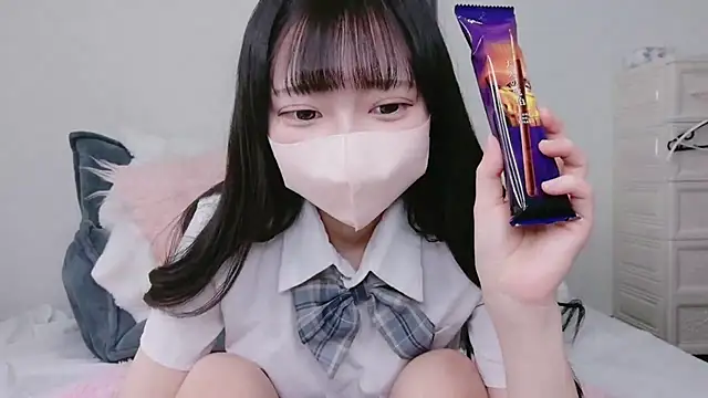 Snapshot of Mirai_oO16Oo chatting on 11/11/25, 09:20 Mirai oO16Oo online show from 11/11/25, 09:20