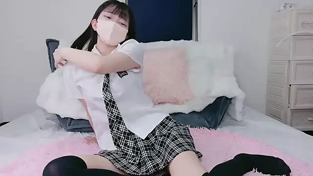 Snapshot of Mirai_oO16Oo chatting on 11/13/25, 10:36 Mirai oO16Oo online show from 11/13/25, 10:36