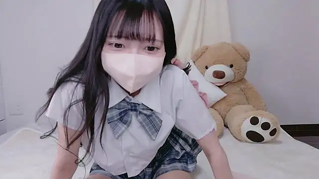 Snapshot of Mirai_oO16Oo chatting on 11/18/25, 07:35 Mirai oO16Oo online show from 11/18/25, 07:35