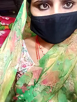 Snapshot of Rajni_chauhan chatting on 10/30/25, 10:49 Rajni chauhan online show from 10/30/25, 10:49