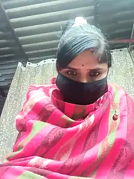 Snapshot of Rajni_chauhan chatting on 11/14/25, 06:50 Rajni chauhan online show from 11/14/25, 06:50