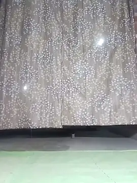 Snapshot of Rajni_chauhan chatting on 11/29/25, 03:15 Rajni chauhan online show from 11/29/25, 03:15