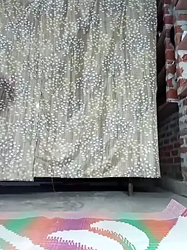 Snapshot of Rajni_chauhan chatting on 04/09/26, 04:01 Rajni chauhan online show from 04/09/26, 04:01