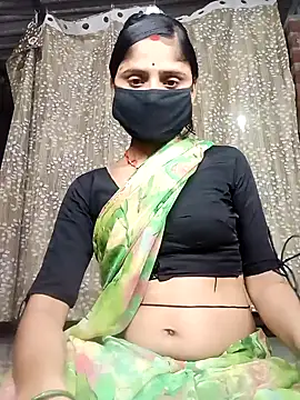 Snapshot of Rajni_chauhan chatting on 04/11/26, 04:11 Rajni chauhan online show from 04/11/26, 04:11