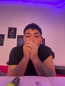 Snapshot of Yeyei77 chatting on 11/09/25, 05:11 Yeyei77 online show from 11/09/25, 05:11