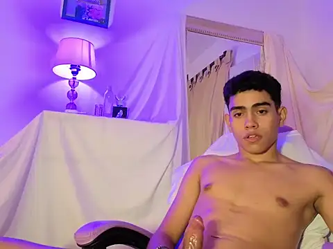 Yamilk101 online show from 01/11/26, 01:32