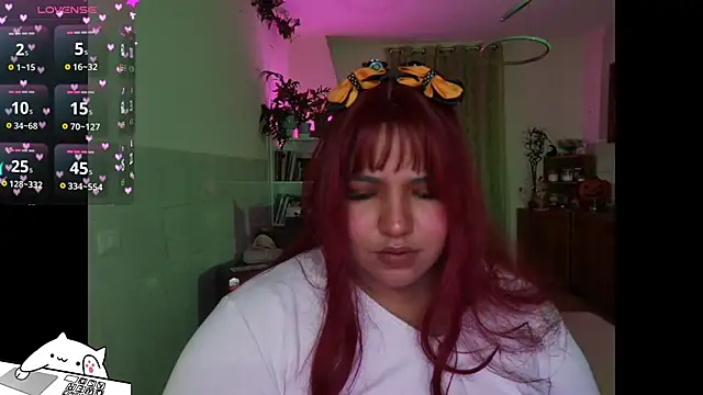 FullSizeQueen online show from 11/01/25, 12:23